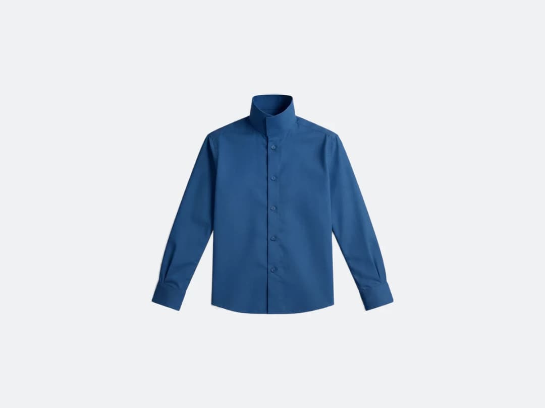 A shirt photographed flat, the single image the mesh is built from